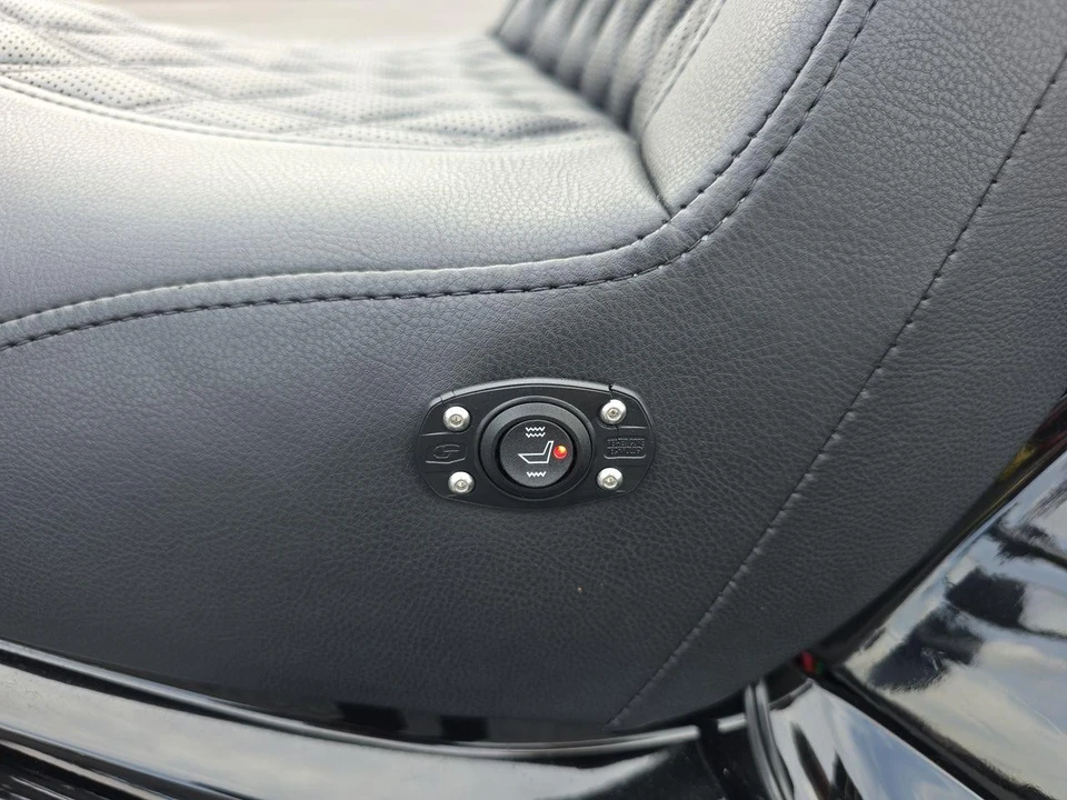 2019 Honda Gold Wing - Image 4 of 29