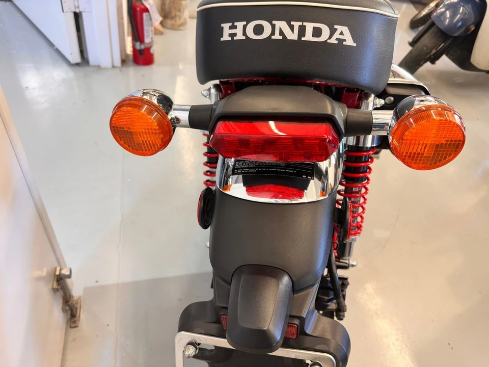 2019 Honda Motorcycles - Image 16 of 18