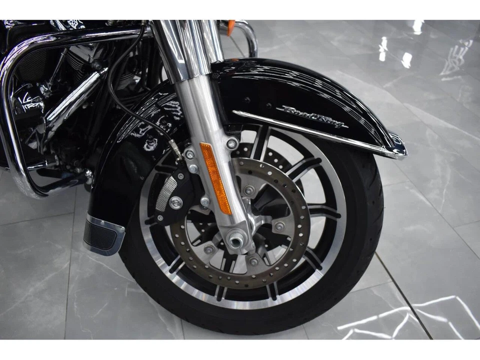 2019 Harley-Davidson Touring Milwaukee-Eight - Image 22 of 31