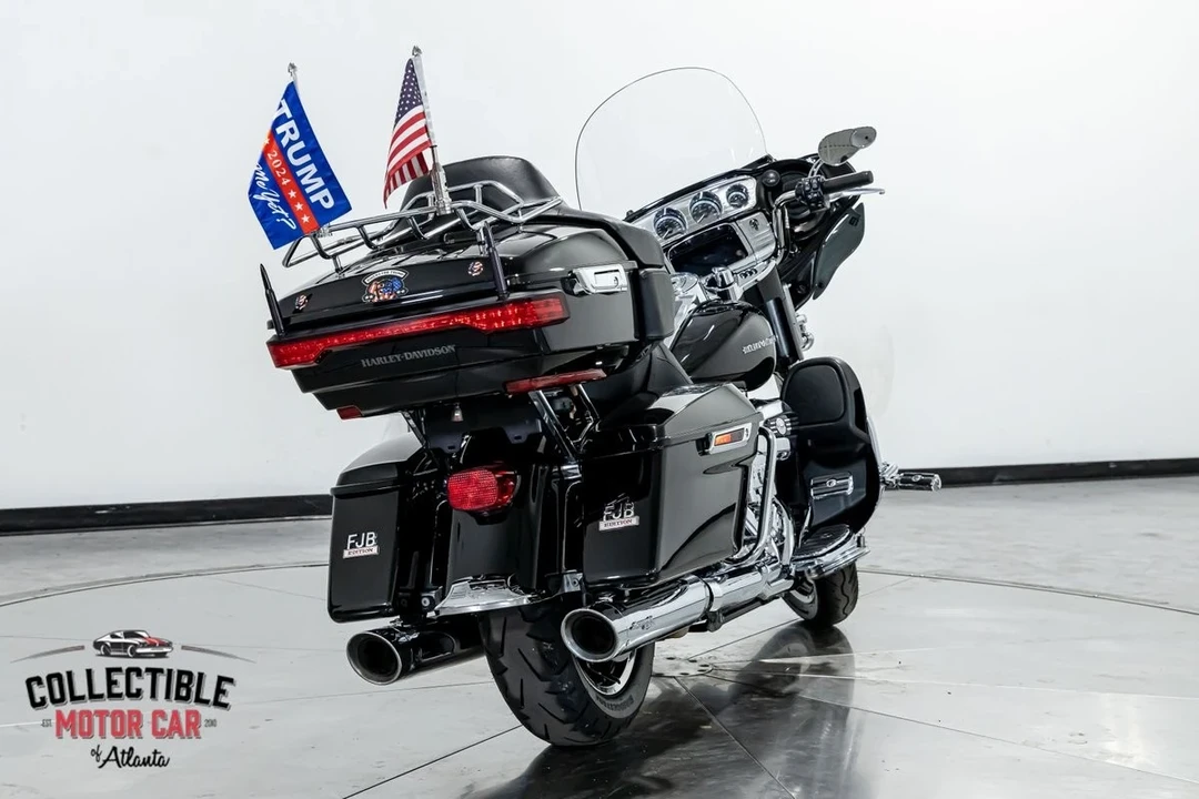 2019 Harley-Davidson Touring Milwaukee-Eight - Image 11 of 21