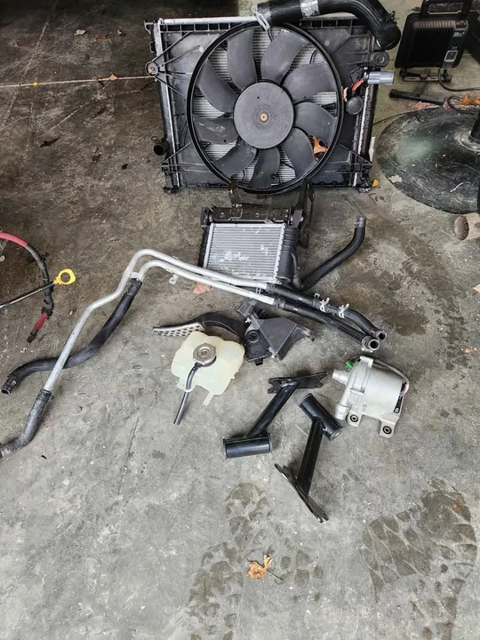 2019 Parts & Memorabilia Engines - Image 3 of 3