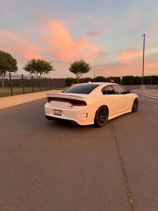 2019 Dodge Charger SRT Hellcat 7th Gen - Image 4 of 7