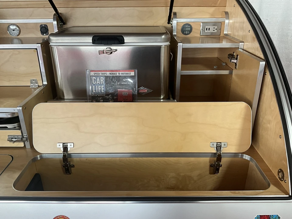 2019 Parts & Memorabilia Trailers - Image 12 of 31