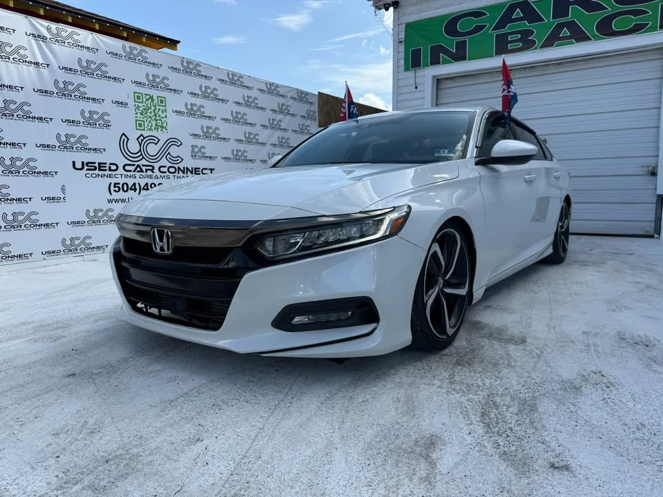 2019 Honda Accord 10th Gen - Image 2 of 18