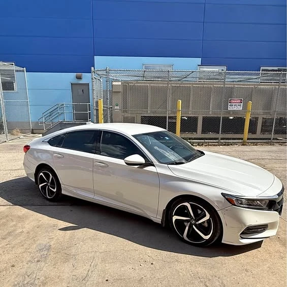 2019 Honda Accord 10th Gen - Image 1 of 1