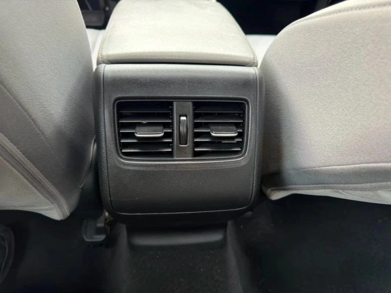 2019 Honda Accord 10th Gen - Image 9 of 12