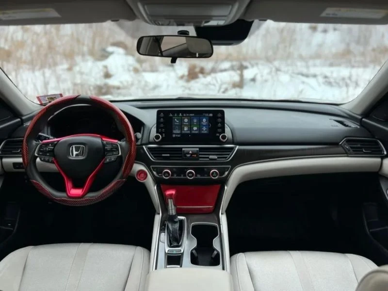 2019 Honda Accord 10th Gen - Image 10 of 12