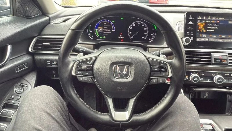 2019 Honda Accord 10th Gen - Image 10 of 12