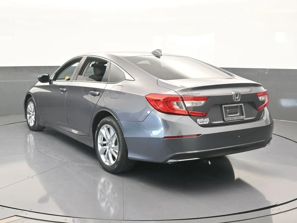 2019 Honda Accord 10th Gen - Image 4 of 12