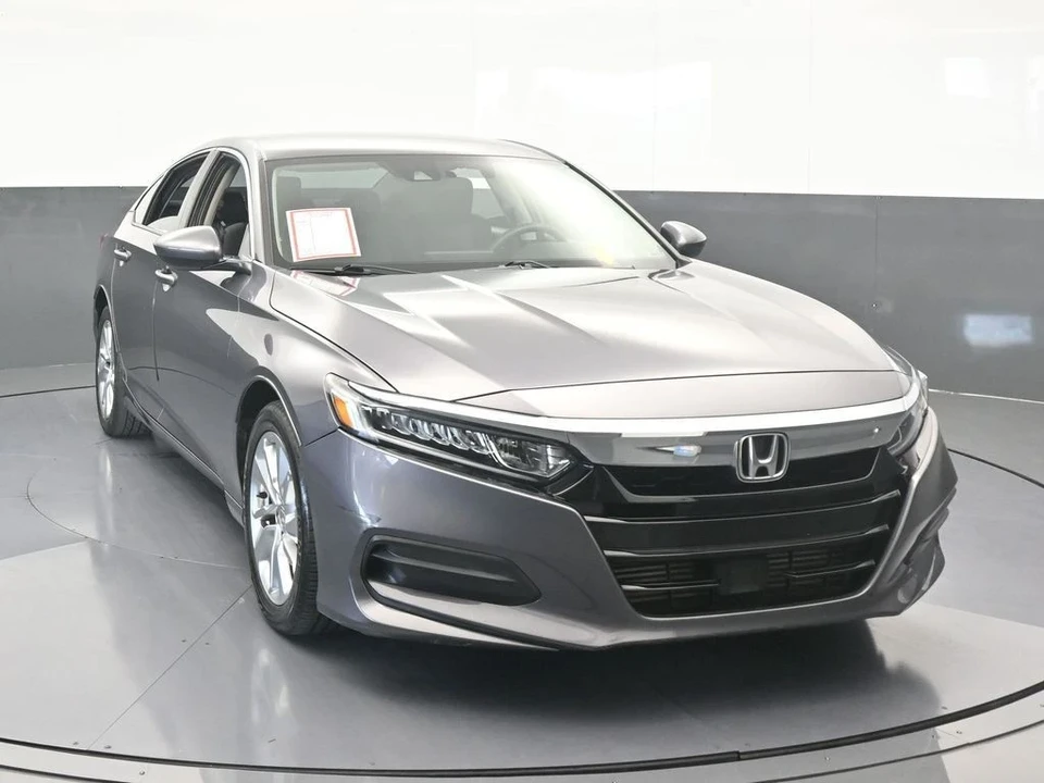 2019 Honda Accord 10th Gen - Image 9 of 12