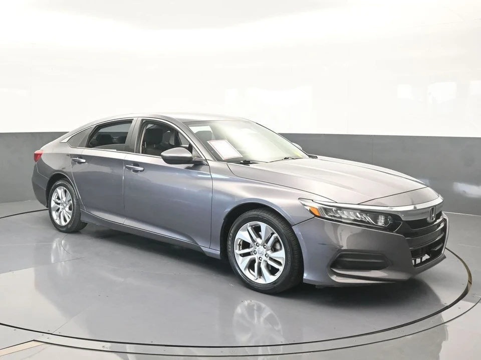 2019 Honda Accord 10th Gen - Image 8 of 12
