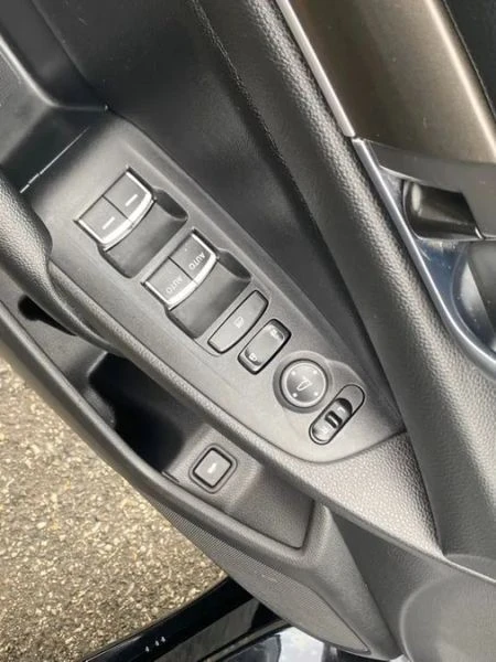 2019 Honda Accord 10th Gen - Image 11 of 12