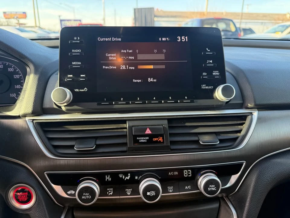 2019 Honda Accord 10th Gen - Image 9 of 19