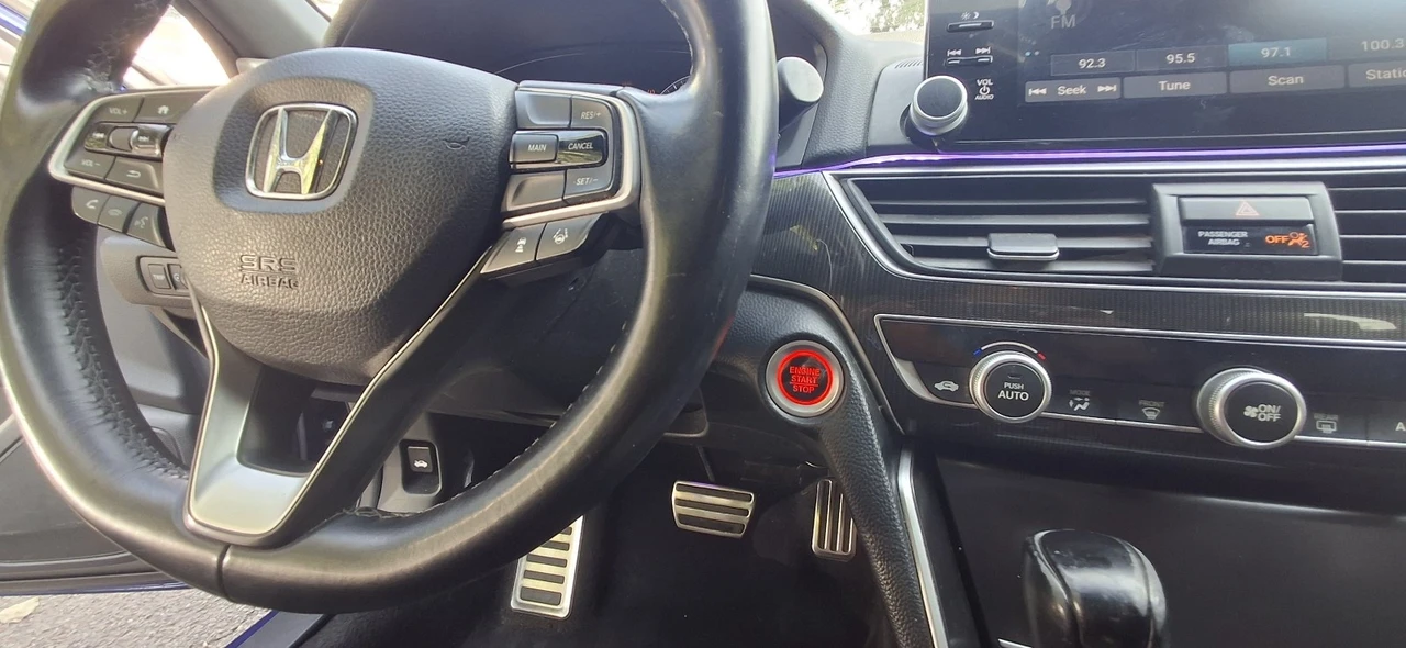 2019 Honda Accord 10th Gen - Image 19 of 20