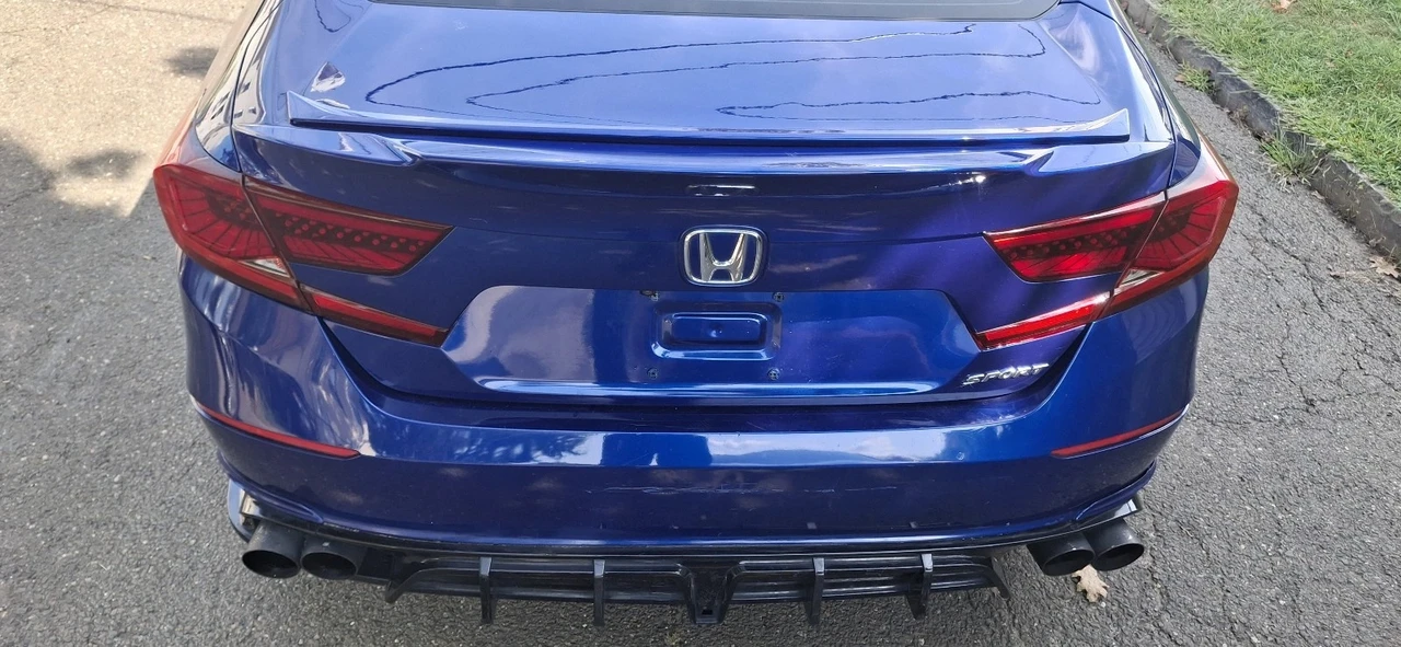 2019 Honda Accord 10th Gen - Image 8 of 20