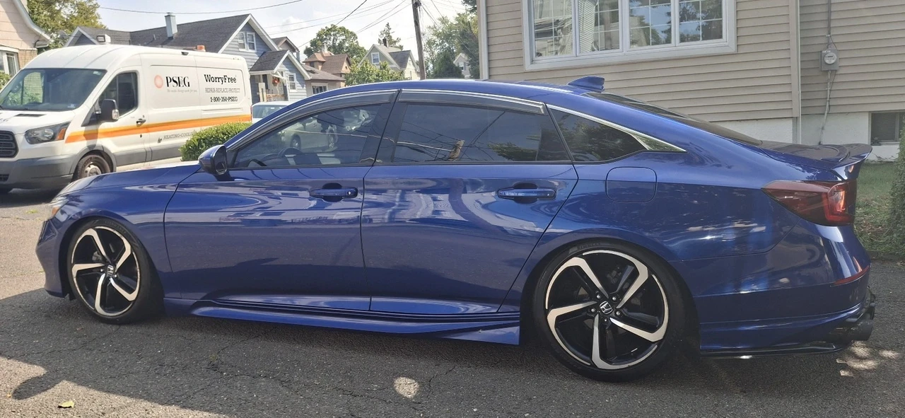 2019 Honda Accord 10th Gen - Image 3 of 20