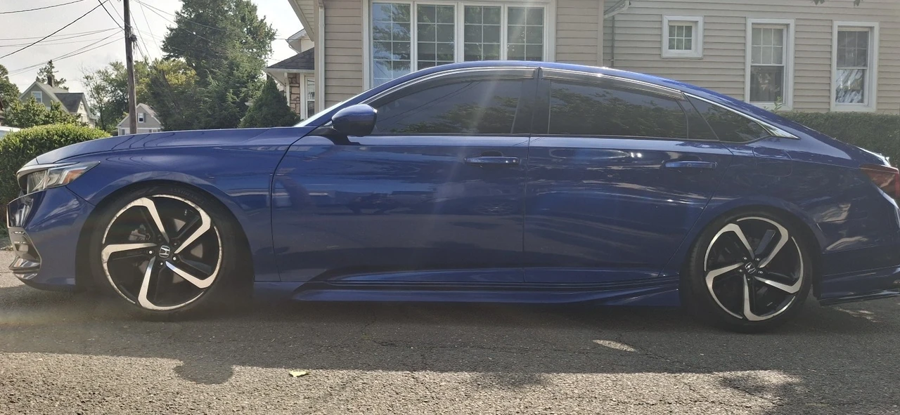 2019 Honda Accord 10th Gen - Image 5 of 20