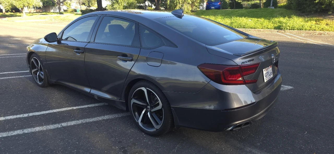 2019 Honda Accord 10th Gen - Image 4 of 21
