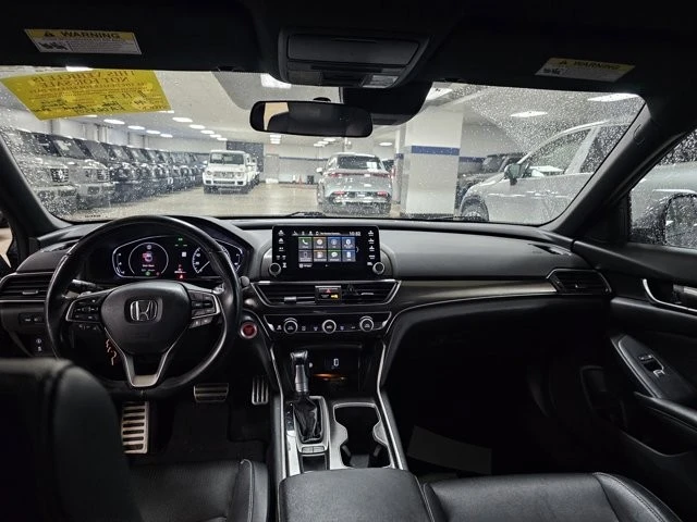 2019 Honda Accord 10th Gen - Image 9 of 12
