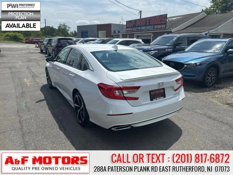 2019 Honda Accord 10th Gen - Image 9 of 12