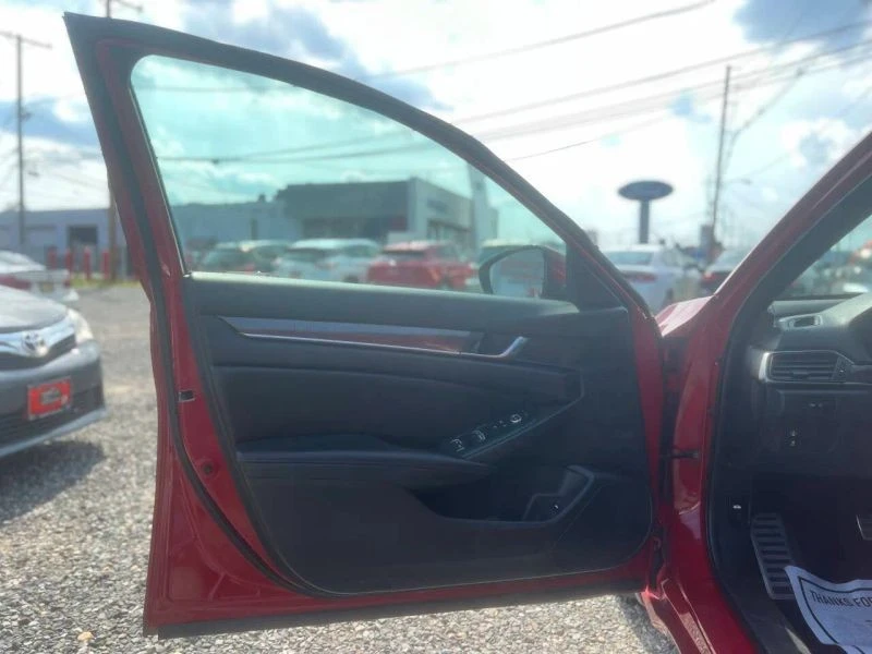 2019 Honda Accord 10th Gen - Image 10 of 12