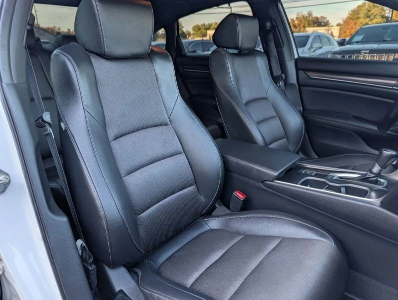 2019 Honda Accord 10th Gen - Image 12 of 12