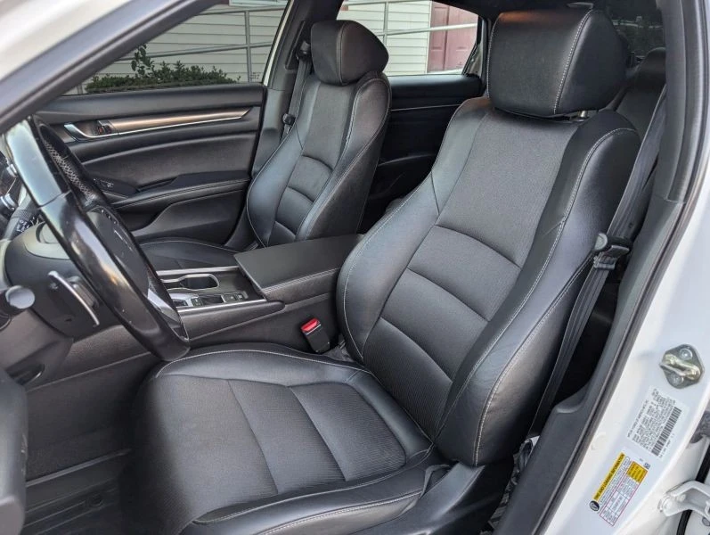 2019 Honda Accord 10th Gen - Image 9 of 12