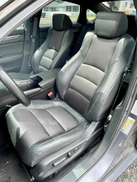 2019 Honda Accord 10th Gen - Image 28 of 31