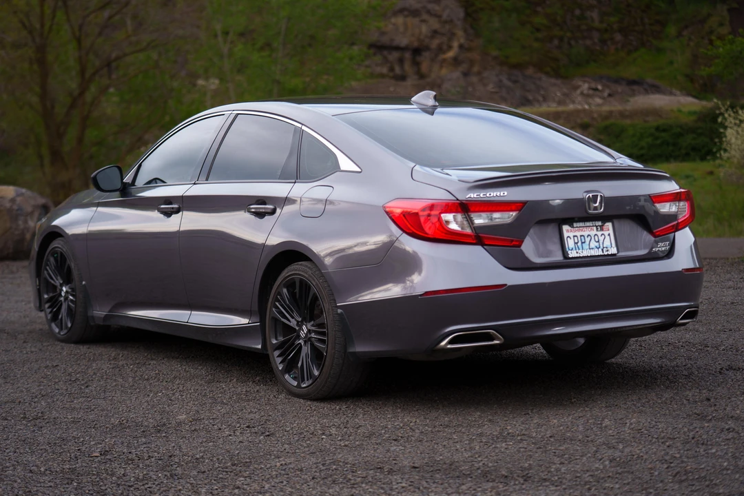 2019 Honda Accord 10th Gen - Image 4 of 31