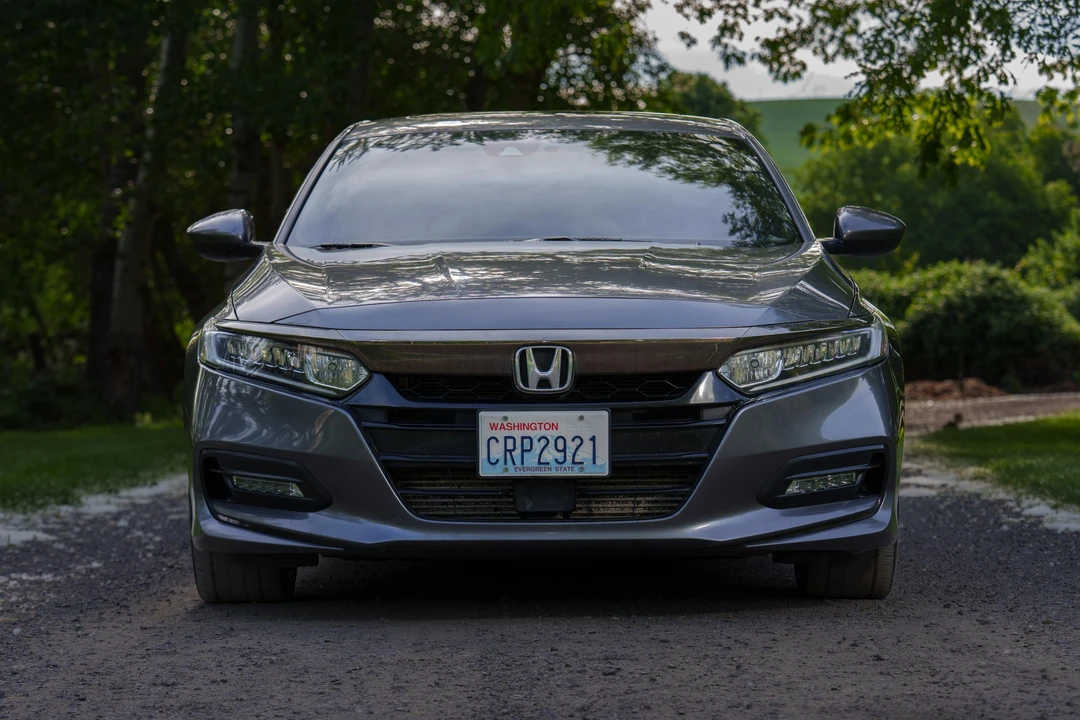 2019 Honda Accord 10th Gen - Image 2 of 31