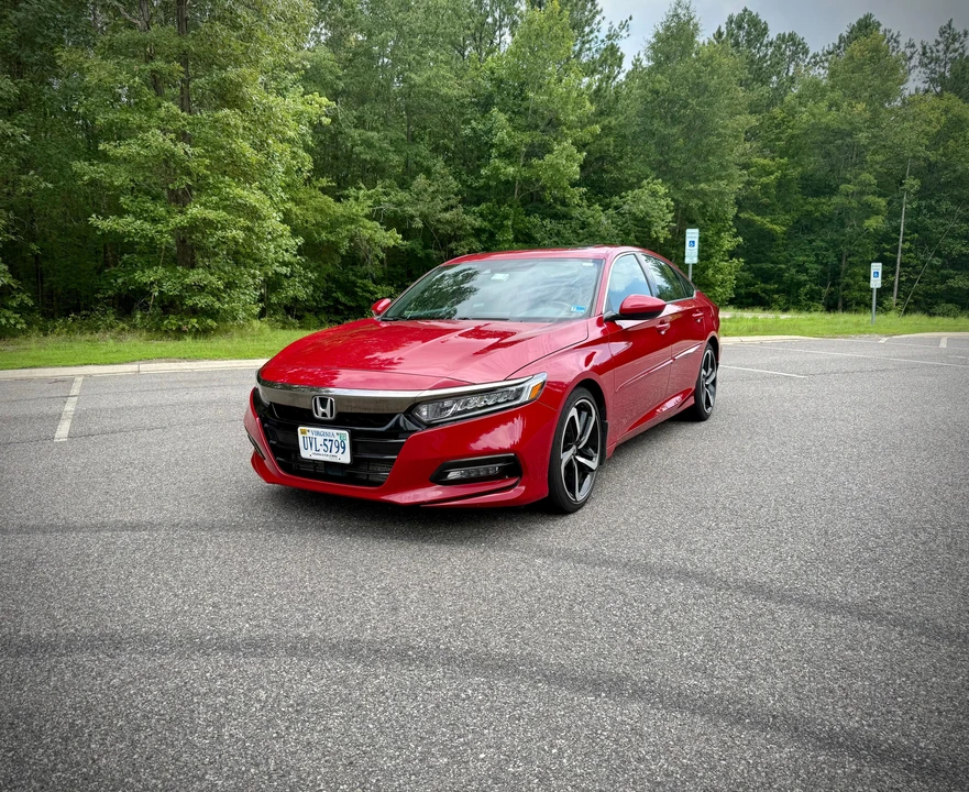 2019 Honda Accord 10th Gen - Image 7 of 31