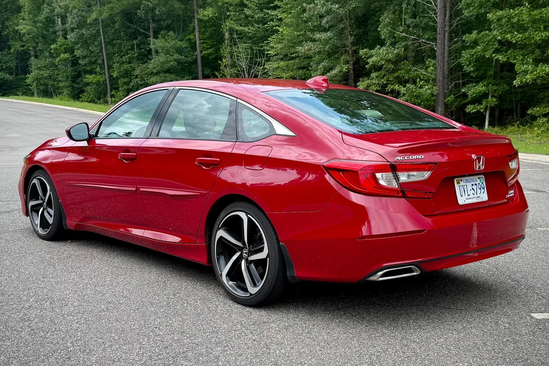 2019 Honda Accord 10th Gen - Image 4 of 31
