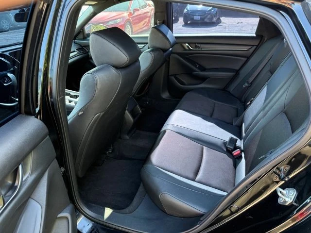 2019 Honda Accord 10th Gen - Image 10 of 13