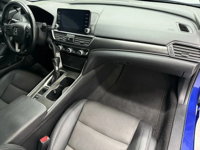 2019 Honda Accord 10th Gen - Image 11 of 21