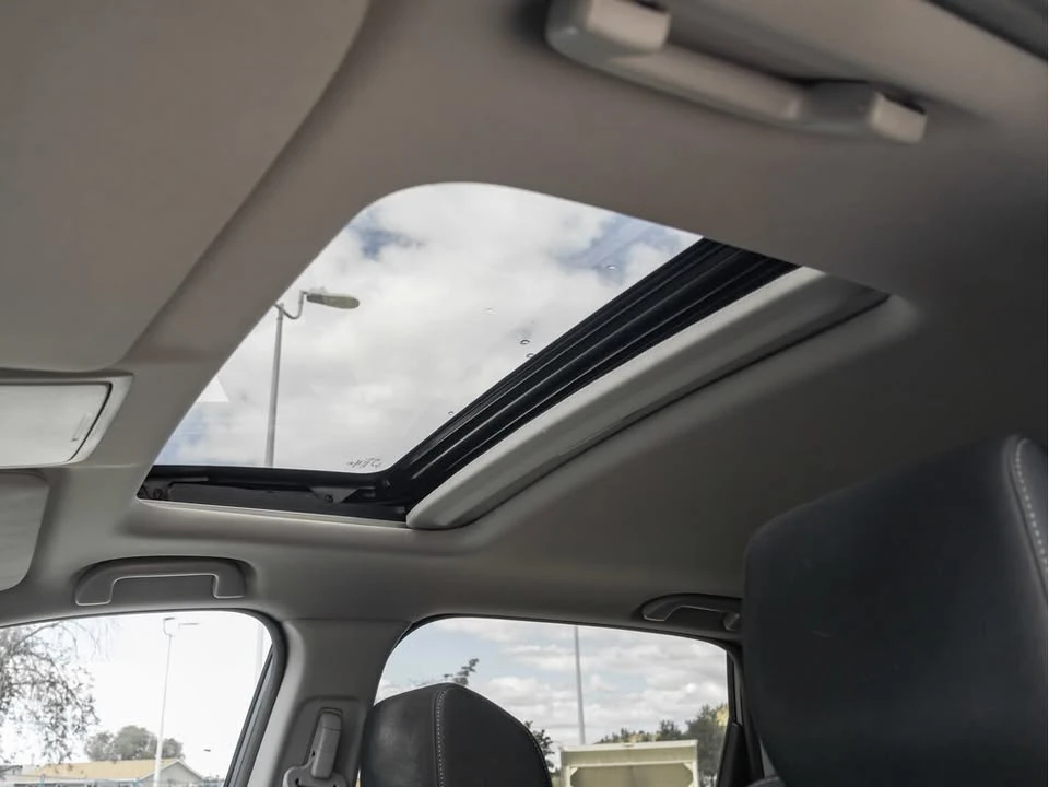 2019 Honda CR-V 5th Gen - Image 15 of 17