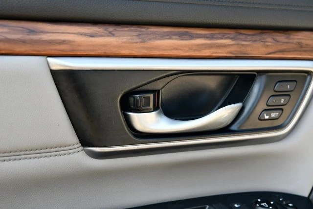2019 Honda CR-V 5th Gen - Image 10 of 21