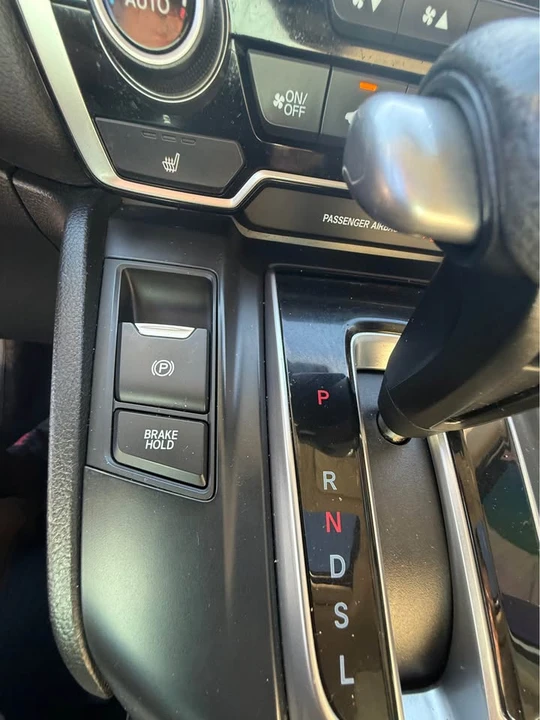 2019 Honda CR-V 5th Gen - Image 14 of 21