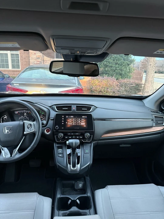2019 Honda CR-V 5th Gen - Image 18 of 19