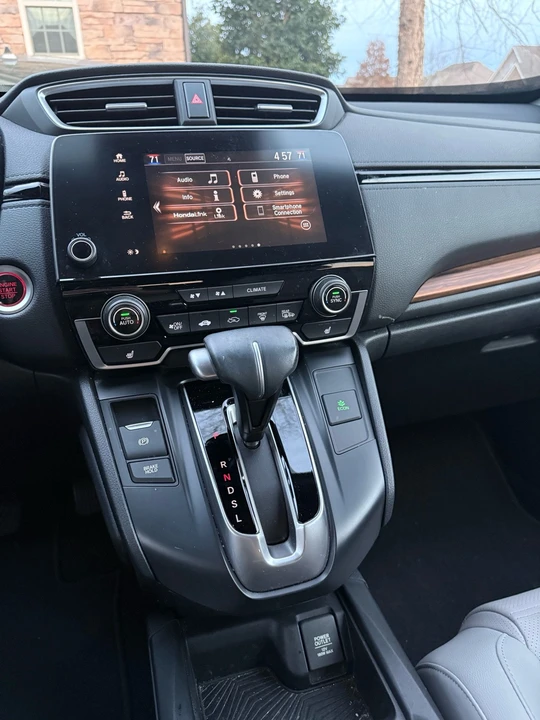 2019 Honda CR-V 5th Gen - Image 13 of 19