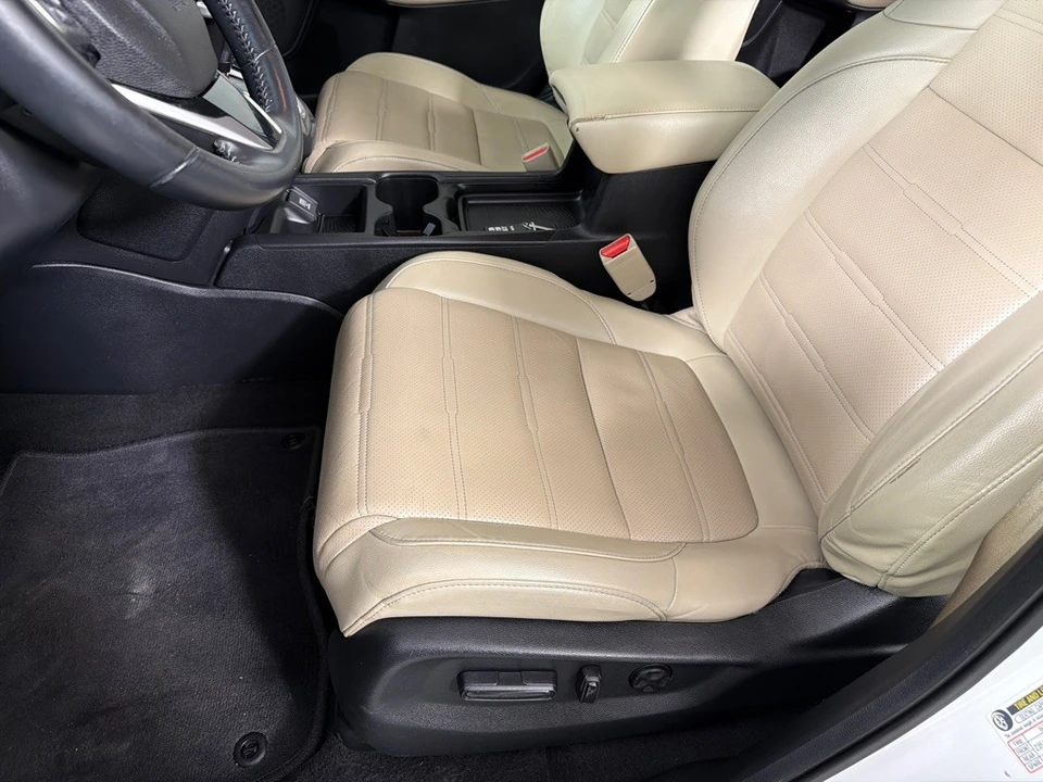 2019 Honda CR-V 5th Gen - Image 13 of 21