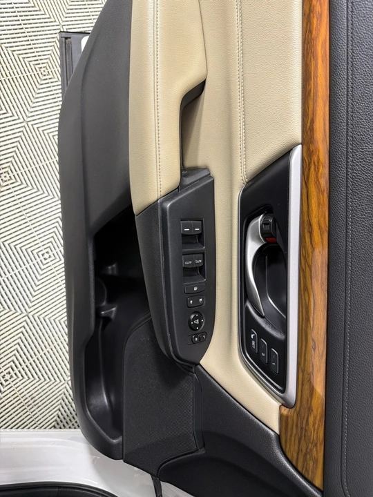 2019 Honda CR-V 5th Gen - Image 12 of 21