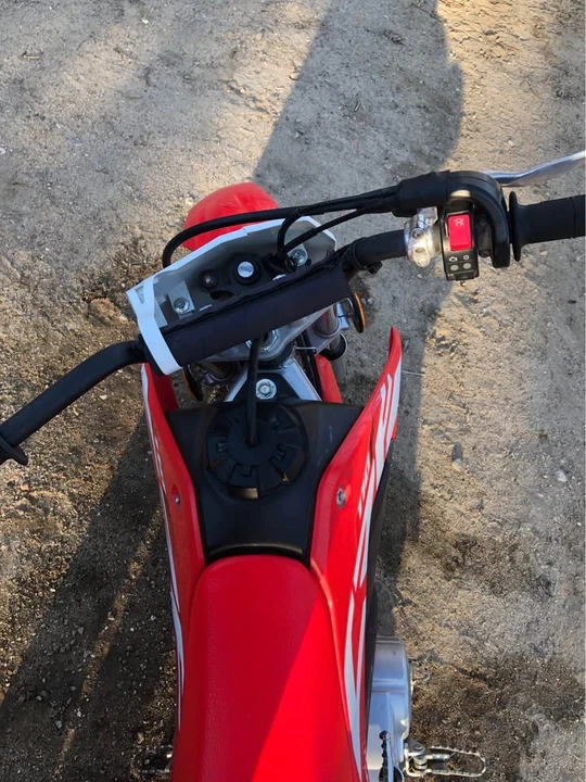2019 Honda CRF - Image 4 of 5