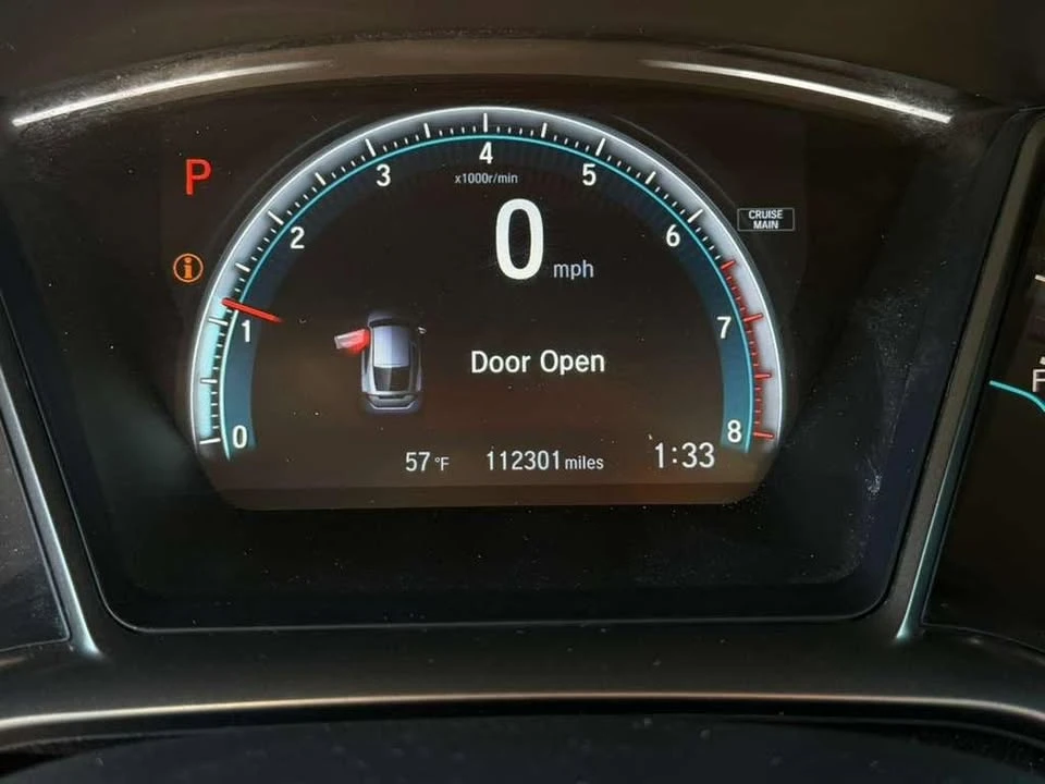 2019 Honda Civic 10th Gen - Image 14 of 16