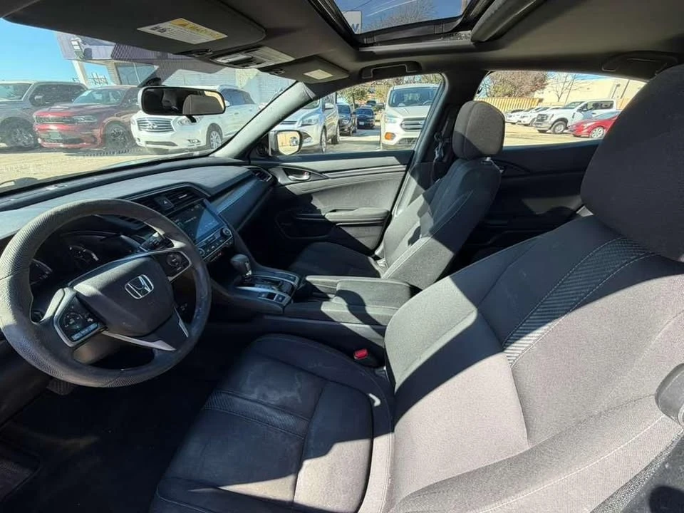 2019 Honda Civic 10th Gen - Image 9 of 16