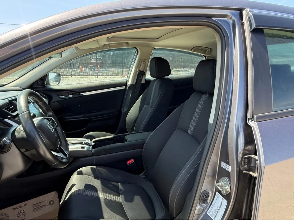 2019 Honda Civic 10th Gen - Image 14 of 17