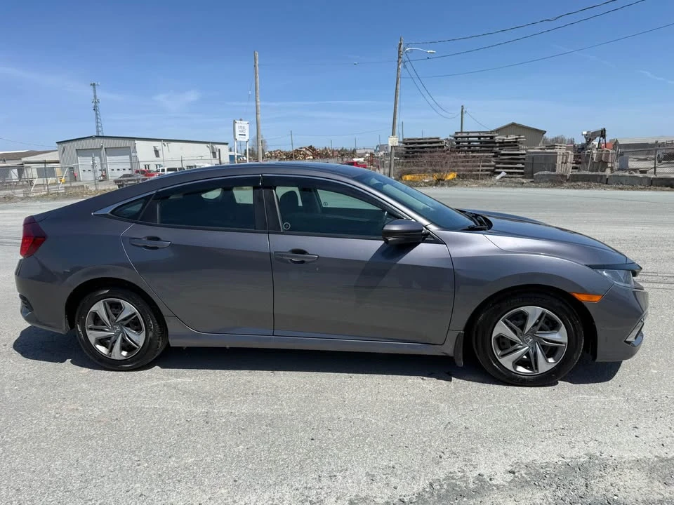 2019 Honda Civic 10th Gen - Image 4 of 17