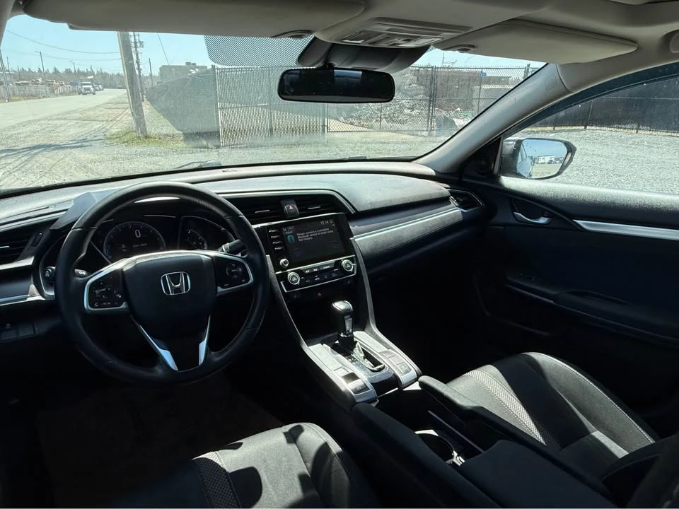 2019 Honda Civic 10th Gen - Image 10 of 17