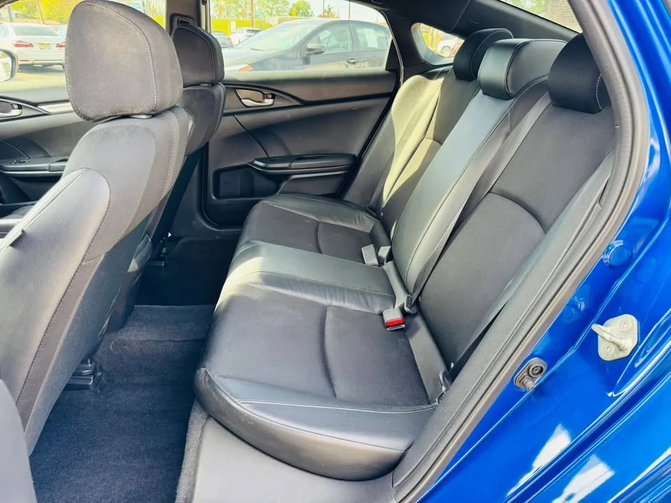 2019 Honda Civic 10th Gen - Image 16 of 20