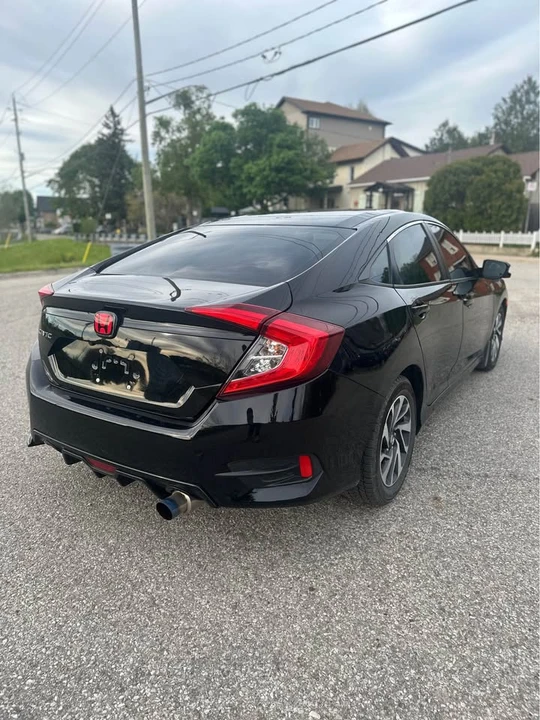 2019 Honda Civic 10th Gen - Image 3 of 15