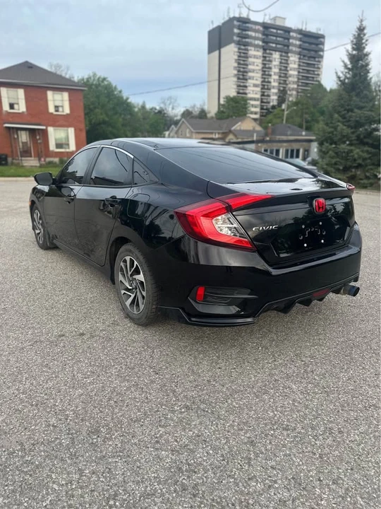 2019 Honda Civic 10th Gen - Image 5 of 15